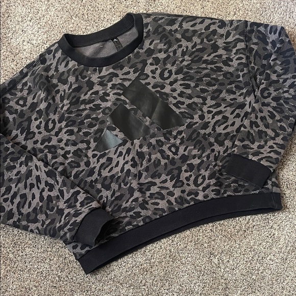 adidas Tops - Adidas leopard print crop sweat shirt grey and black medium